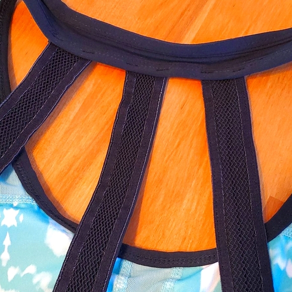 Fabletics Top - Picture 8 of 11